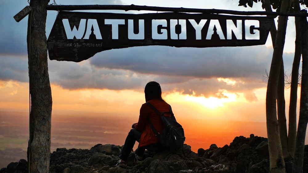 Senja Watu Goyang